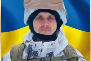 На Рівненщині попрощалися із стрільцем-снайпером, який загинув на Луганщині