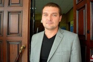 Полковника поліції, колишнього заступника начальника борців з організованою злочинністю на Волині, злапали п'янезним за кермом розкішного позашляховика Mercedes G 63 AMG (Відео)