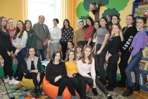 Майбутні виховательки поринули у світ дитячої літератури (фото)