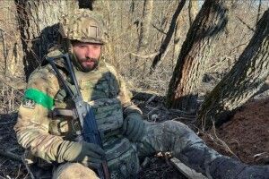 Комік Віктор Розовий отримав важку травму на фронті