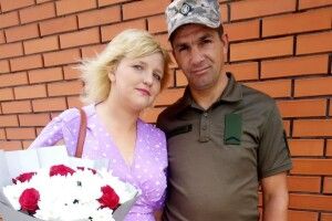 Воїн з Рівненщини приїхав з передової, щоб побратися з коханою (Фото)