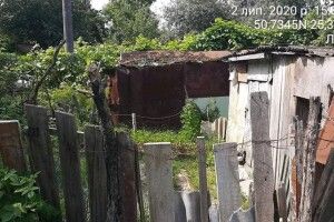 Муніципали в Луцьку хочуть знести старі штахетники, альтанки і сараї (Фото)