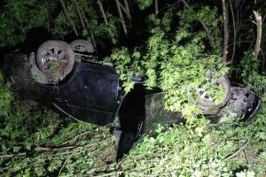 ДТП на Рівненщині: автомобіль догори дриґом, водій в лікарні