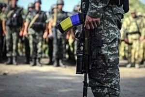 Експерт вважає, що воєнний стан допоможе боротися з нелегальною зброєю