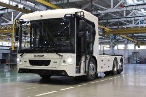 У Луцьку представили першу українську електровантажівку 