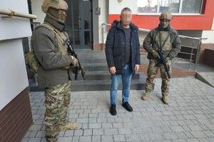 Узбек допомагав доправляти турків в ЄС через Україну (Фото, відео)