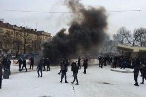 У Львові акція проти «ведмедів на велосипеді» переросла в сутички