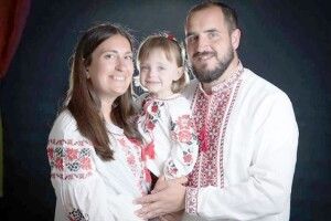 Диво в долонях: як 640-грамова дівчинка з Луцька виборола своє право на життя