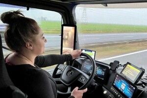 Які «чоловічі» професії освоюють жінки на Волині  