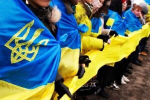 Завтра у Луцьку створять «Ланцюг єднання», деякі вулиці перекриють