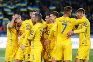 &laquo;Перемог вам і нам&raquo;: футболісти збірної України привітали вболівальників з Новим роком