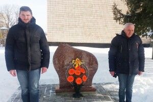 У Турійську майданівці провели круглий стіл