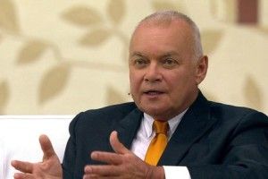 Рупор Кремля Дмитро Кисельов вже зібрався міняти Вишинського на Сущенка, або ж Сенцова