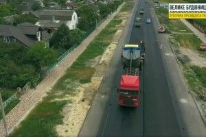 На Ковельщині асфальтують дорогу (Відео)