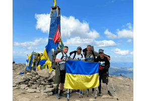 Нескорені: ветерани на протезах підкорили Говерлу