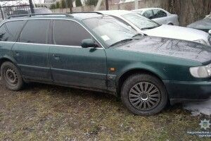 У Ковелі поліцейські затримали автомобіль із підробленими документами