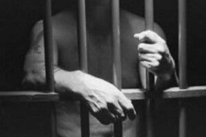 Ковельчанин вкрав з-під магазину велосипедну парковку