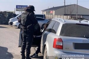 Із мамою зв’язку немає. У Рівному прихистили хлопчика з Гостомеля, якого вивезли в багажнику