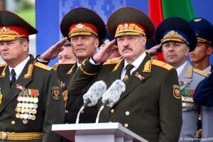 Білорусь не скасовуватиме парад до Дня перемоги через коронавірус