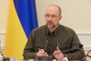 Безробітних українців будуть залучати до громадських робіт - Шмигаль