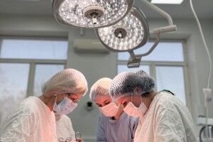 Розміром із великий цитрус: волинські медики видалили жінці пухлину матки