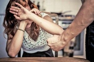 У Ковелі судитимуть 50-річного харцизяку, який збиткувався з власної жінки та трьох малолітніх дітей