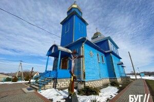 Забрав унітаз і здер ламінат: як на Волині московський піп виселявся із парафіяльної хати (Відео)