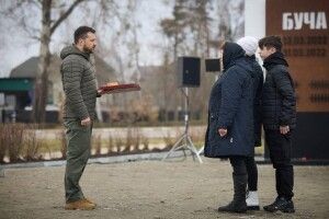 Один з найкращих танкістів: рідні загиблого воїна з Волині отримали Золоту Зірку Героя з рук президента 