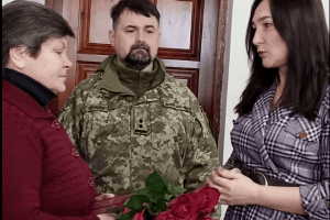 На Волині матері загиблого Героя вручили нагороду сина 