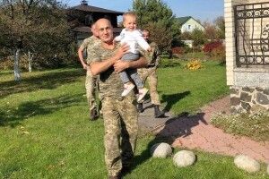 Приїхав із заробітків на війну: збирають кошти на пікап для підрозділу воїна з Володимира