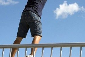 У Луцьку поліцейські врятували від самогубства чоловіка (ВІДЕО)