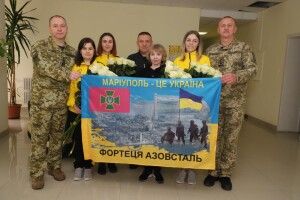 Голова Держприкордонслужби зустрівся зі звільненими з полону жінками, серед яких – волинянки