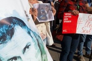 «Сенцов ніколи не попросить про помилування», – Денісова 
