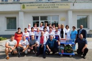У Волинському обласному госпіталі ветеранів війни виступили «Барви осені»