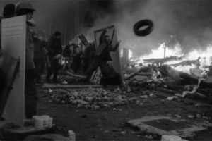 Фотографи Майдану розповідають історії, написані об'єктивом