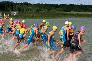 На Волині стартували міжнародні змагання з крос-триатлону