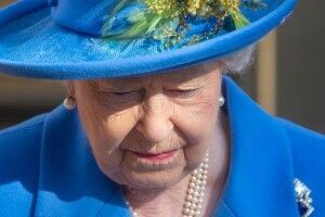 Дітей та онуків Єлизавети II скликали до неї після повідомлень про погіршення стану здоров'я