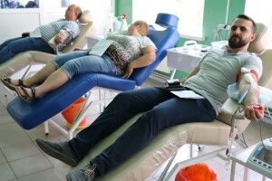 Волинські газовики «донатили тромбоцитами»