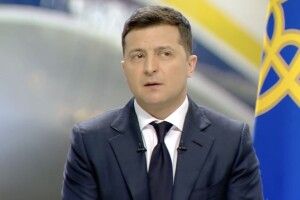 Зеленський на запитання про санкції проти Коломойського не відповів