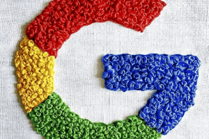 Вишивку нашої пенсіонерки обрав сам Google!