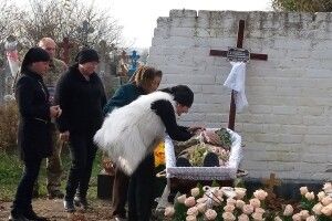 На Волині в останню дорогу провели батька двох дітей, який поліг за Україну (Фото)