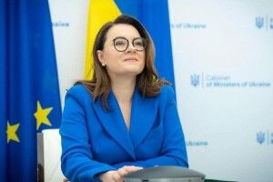 Рідний брат прем’єр-міністра України виїхав за кордон 