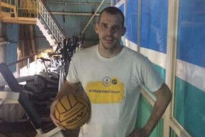 У заблокованому Маріуполі загинув чемпіон України з водного поло 