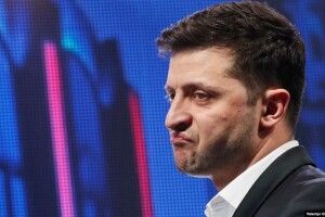 Боїться армії? Охорона Зеленського роззброїла Міноборони і Генштаб