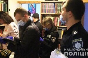 Під час сварки син завдав матері смертельного удару гантеллю по голові