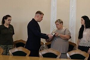 Сестра полеглого Героя з Волині отримала посмертну нагороду брата