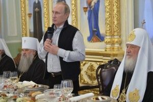 Церква і алкоголь: структура РПЦ отримала дозвіл на виробництво і поставку спиртного!