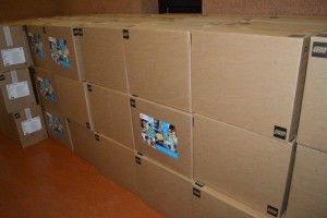 Конструктори LEGO для волинський першачків привезли двома фурами