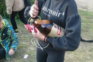 У центрі Луцька злапали 14-річних школярів, по самісіньку зав'язку «затарених» «пивасиком» (фото)