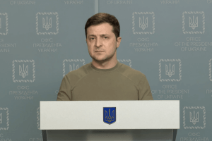 Володимир Зеленський: «Моя сім’я – не зрадники, а громадяни України, вони залишаються тут»